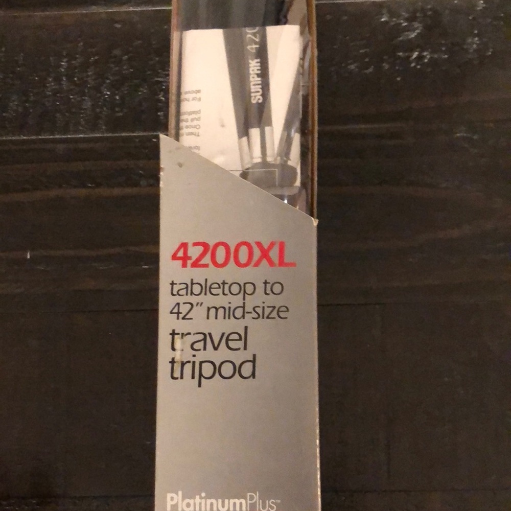 Camera travel tripod
